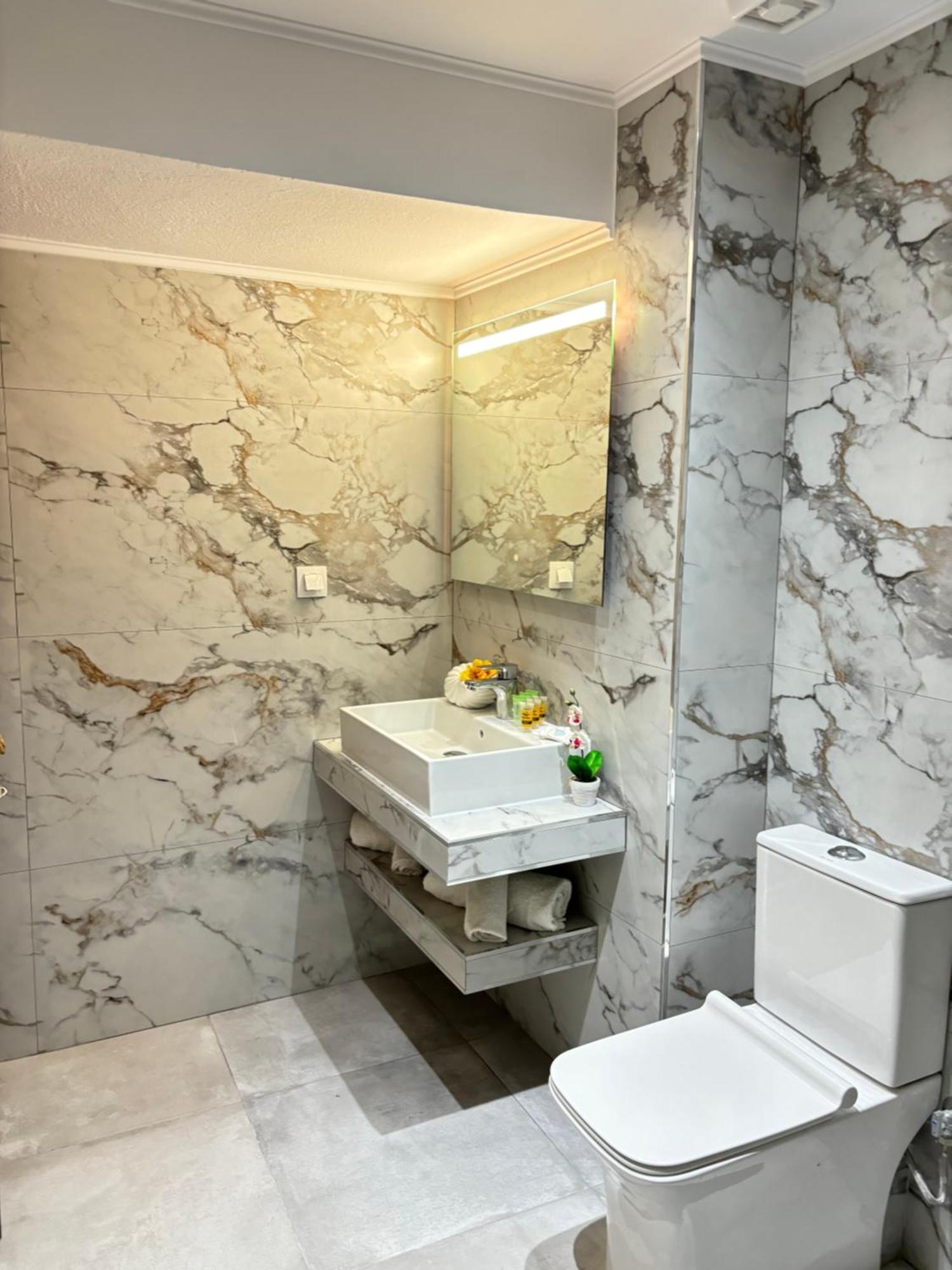 Maria Apartments Παραλία Διονυσίου Εξωτερικό φωτογραφία