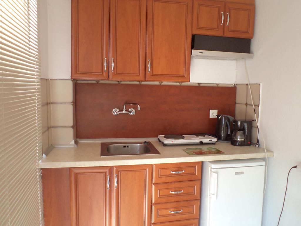 Maria Apartments Παραλία Διονυσίου Δωμάτιο φωτογραφία